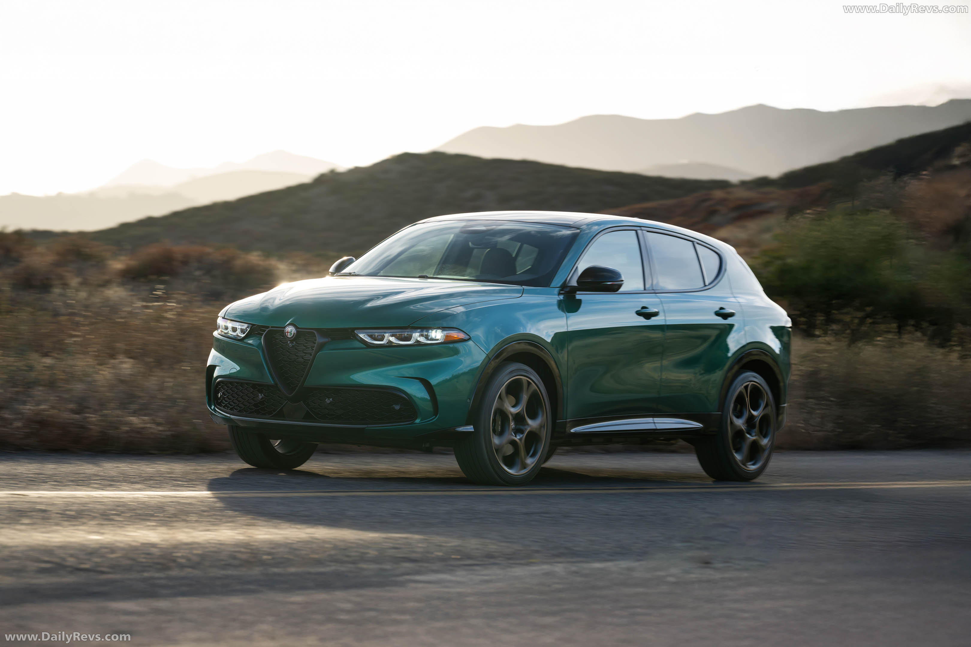 alfa-romeo-tonale-intensa-features-a-series-of-unique-design-elements